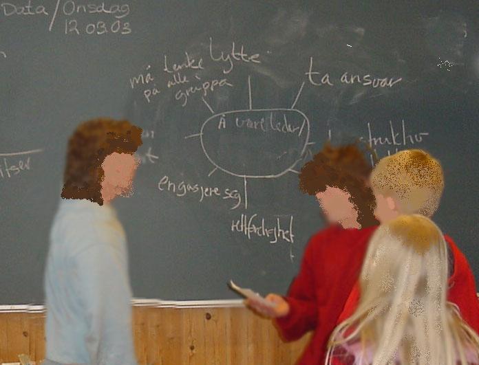fenomener. Å tilegne seg språklige kategorier (ord og begreper) gjør at barnet kan delta i sosiale samspill, noe som former hvordan det tenker og forstår.