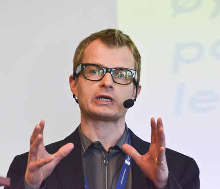 N Per Lundmark presenterte de første resultatene av studien på fagkonferansen. KUNNSKAP OM EGEN PRAKSIS Den gjennomsnittlige optiker foretar én henvisning i uka.