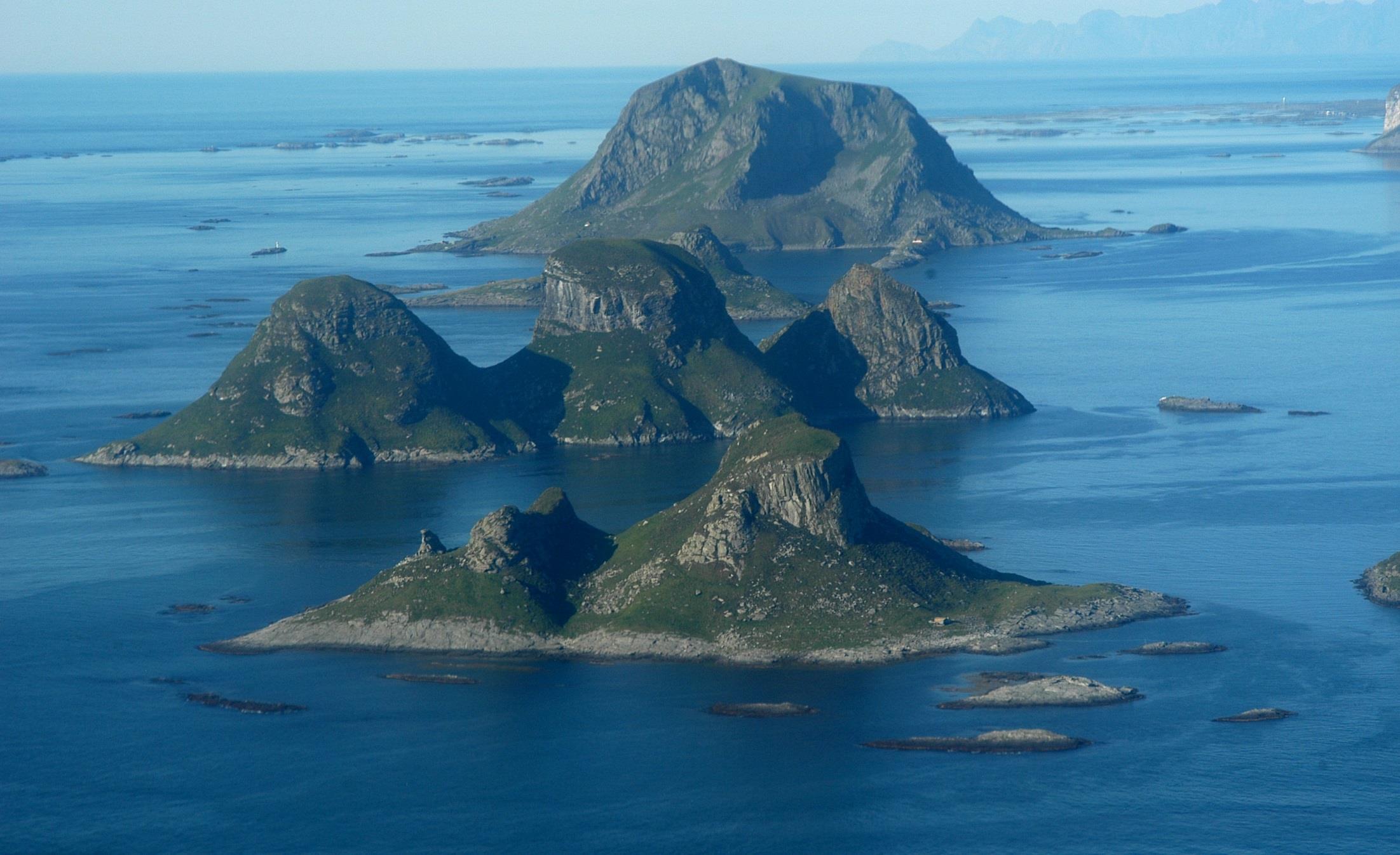 Sildemengde Heringabundance Utflygingsuk Fledging Lunder på Røst 20 8 96 79 95 94 0 97 98 0 0.0 0.5 1.0 1.5 2.