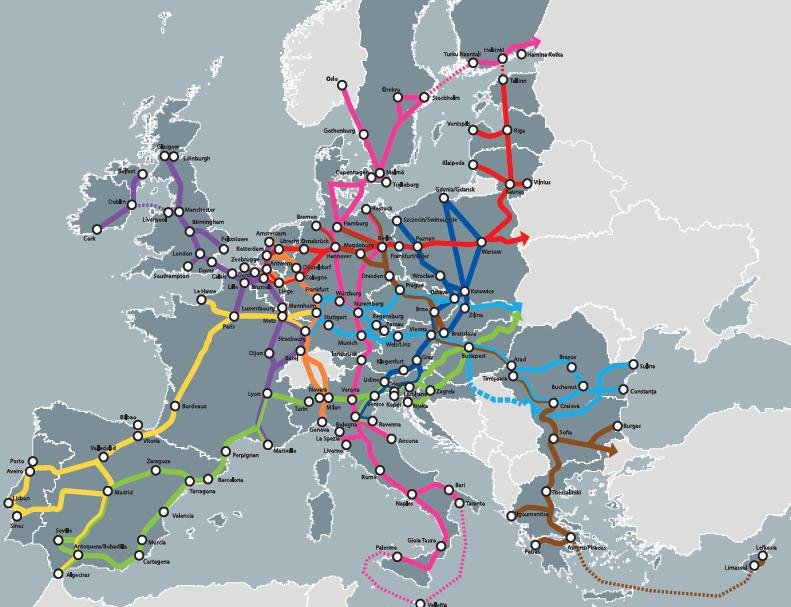 10.1.1 Korridorene EU-kommisjonen har publisert nye kart som viser ni kjernenettverkskorridorer («Core network corridors») som skal danne grunnlaget for en koordinert implementering av strategiske