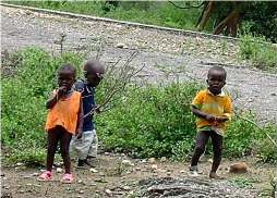 9 Tom Omondi O koth Fight Poverty! Kan vi i Rotary bidra med det? My Goal in Life? I will fight Poverty!