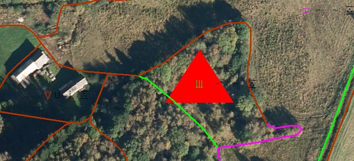 Flate med informasjon Rød trekant viser at AR5flata inneholder