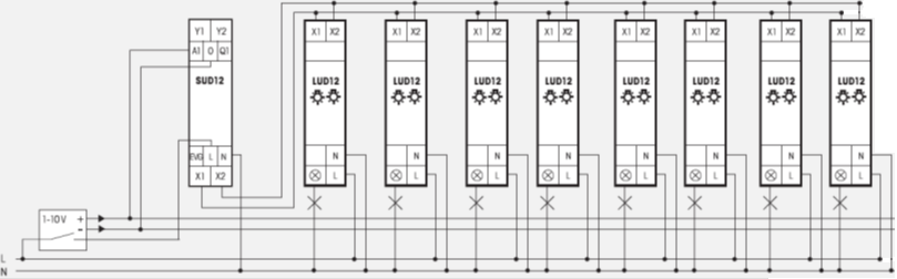 Inntil 8 stk LUD12 kan tilkobles SUD12. Kapasitet pr LUD inntil 400W. Inntil 8 LUD. Hver LUD dimmer hver sin last.