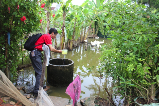 Land: Vietnam Vann for Livet oppdatering fra Vietnam august 2014 Bildet viser forurenset vann før prosjektgjennomføringen startet.