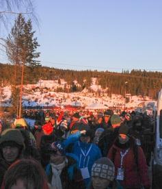 Inngangsbillett til Lysgårdsbakkene og fredag, lørdag og søndag Lunsj i VIP telt på skistadion fredag, lørdag og søndag Tilgang til VIP telt i Lysgårdsbakkene alle dager Tilgang til egen