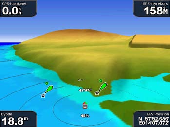 Kart- og 3D-kartvisninger Mariner s Eye 3D Med et BlueChart g2 Vision-datakort kan du bruke funksjonen Mariner s Eye 3D, som gir deg en detaljert, tredimensjonal visning av båten ovenfra og bakfra (i