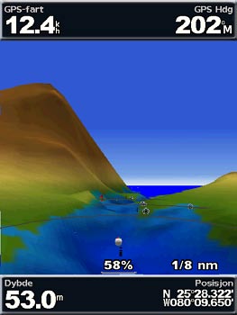 Bruke kartet Bruke Mariner s Eye 3D Med et SD-kort for BlueChart g2 Vision kan du bruke funksjonen Mariner s Eye 3D, som gir deg en detaljert, tredimensjonal visning av båten ovenfra og bakfra (i