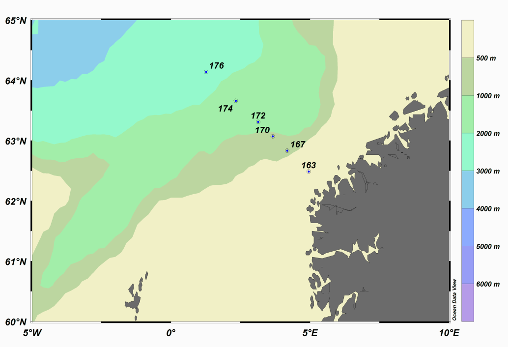 3.2 Vannsøyledata fra Svinøy-NV I 2014 ble det utført målinger av karbonkjemi i hele vannkolonnen på vannprøver fra seks av de faste stasjonene i det hydrografiske snittet mellom Svinøy og 64 40 N, 0