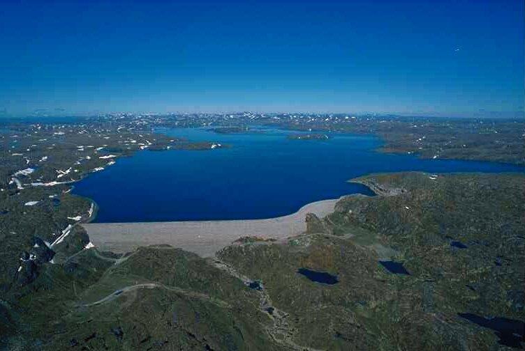 CASE: NORDFJORDEN / HOLANDSFJORDEN Storglomfjordutbyggingen Driftsstart 1993 Produksjonsvann til Nordfjorden Storglomvassdammen (1998) Effekt: 350 MW, Årsprod. 2200 GWt 5.
