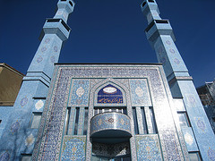Moskéen er det stedet hvor muslimer kan møtes i bønn og i andre religiøse