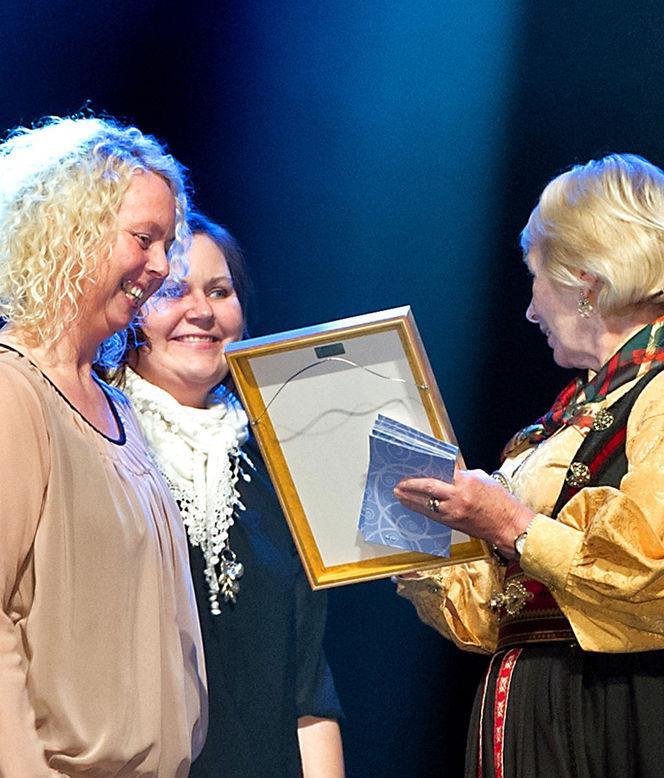 Folkehelseprisen 2013 Kverndammen barnehage i Skien er en flerkulturell barnehage med 12 ulike morsmål. Her skal barna oppleve et trygt miljø preget av omsorg, respekt, likeverd og toleranse.