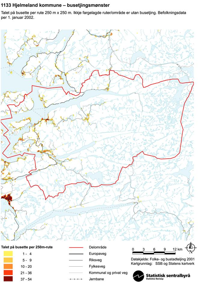 2.2 Folketalsutvikling Per 1. januar 2009 hadde Hjelmeland kommune 2701 innbyggarar. Folketalet i kommunen har lenge ligge på et jamt nivå Prognosen frå SSB for folketalsutviklinga er vist i Figur 2.