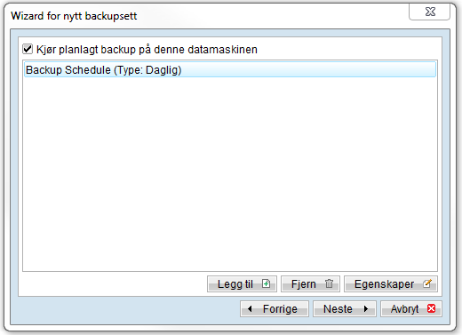 3. Du kan nå velge hvor ofte det skal tas backup av dette backupsettet: Merk av for Kjør planlagt backup på denne datamaskinen hvis backupsettet skal kjøres på den maskinen du kjører backupklienten