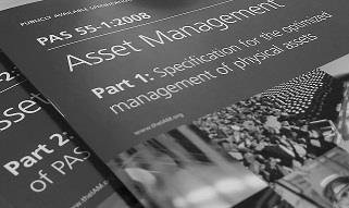 Asset Management er formalisert som standarder i England med PAS55 i 2004 og internasjonalt med ISO 55000/1/2 i 2014 I 2004 ble den engelske PAS 55 standard publisert og