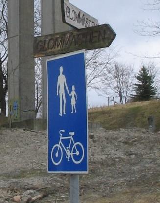 14 8.3 Opplysningsskilt Sykkelveg og sykkelfelt skal i henhold til skiltforskriften skiltes med sykkelvegskilt, alternativt Gang- og sykkelvegskilt.
