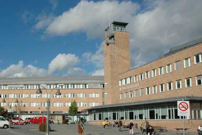 Oslo universitetssykehus 70 lokaliteter 1.2 millioner pasientbehandlinger 20 000 ansatte Total budsjett på 17.