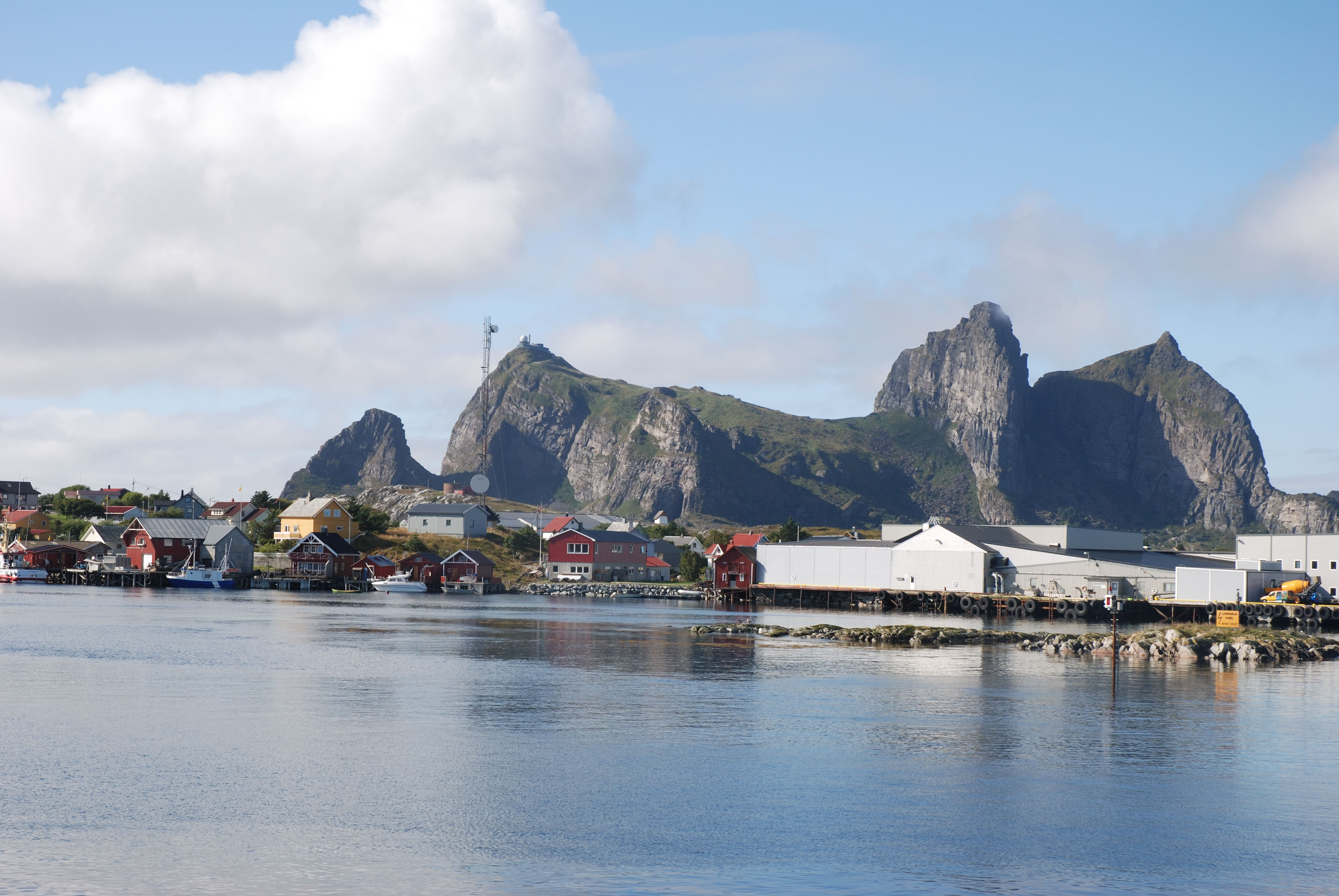 TRÆNA KOMMUNE NORDLAND UTBEDRING AV TRÆNA HAVN