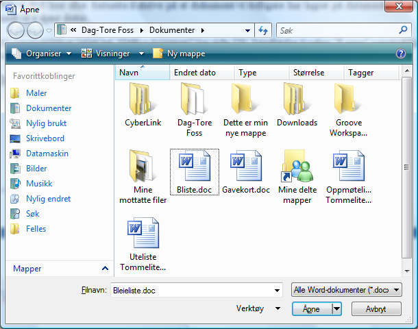 Lagre dokumenter i Word Kapittel 3 Åpne-vinduet : I det store hvite innholdsfeltet vises alle filene, med filnavn og et ikon. Ikonet Word-dokumenter (filer), i tillegg til at filnavnet ender med.doc.