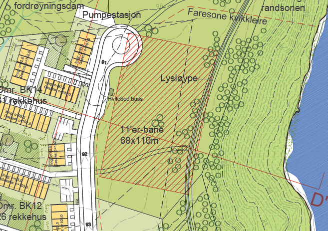 TRONDHEIM KOMMUNE Kommunaldirektør byutvikling Vår referanse 13/31923 Vår dato 11.12.2015 Spørsmål 2 Bygge 11-er bane i området Det er i dag en kunstgressbane ved Sjetne skole.