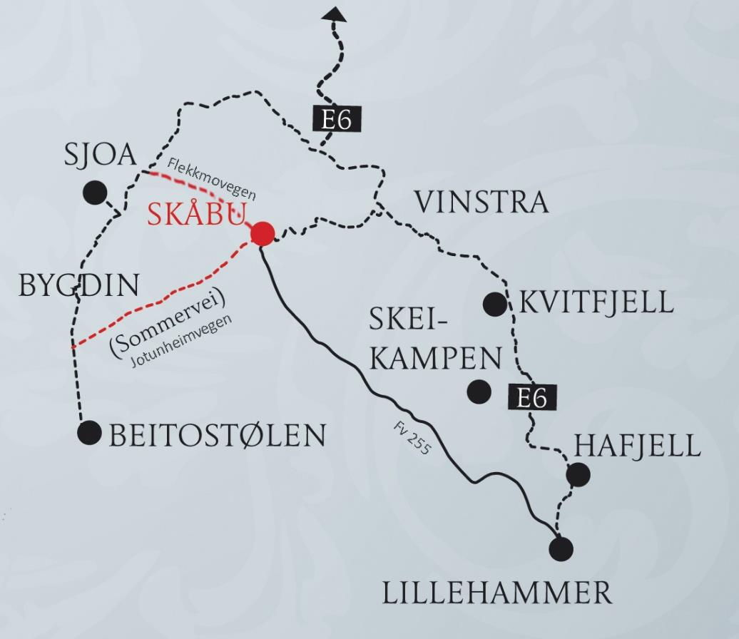 Beliggenhet Skåbu ligger i en sidedal til Gudbrandsdalen. Sikkilsdalen, Besseggen og Glittertind ligger i nærområdet. Det er også direkte sommervei til Sjoa. Skåbu Fjellgrend mot Galdhøpiggen.