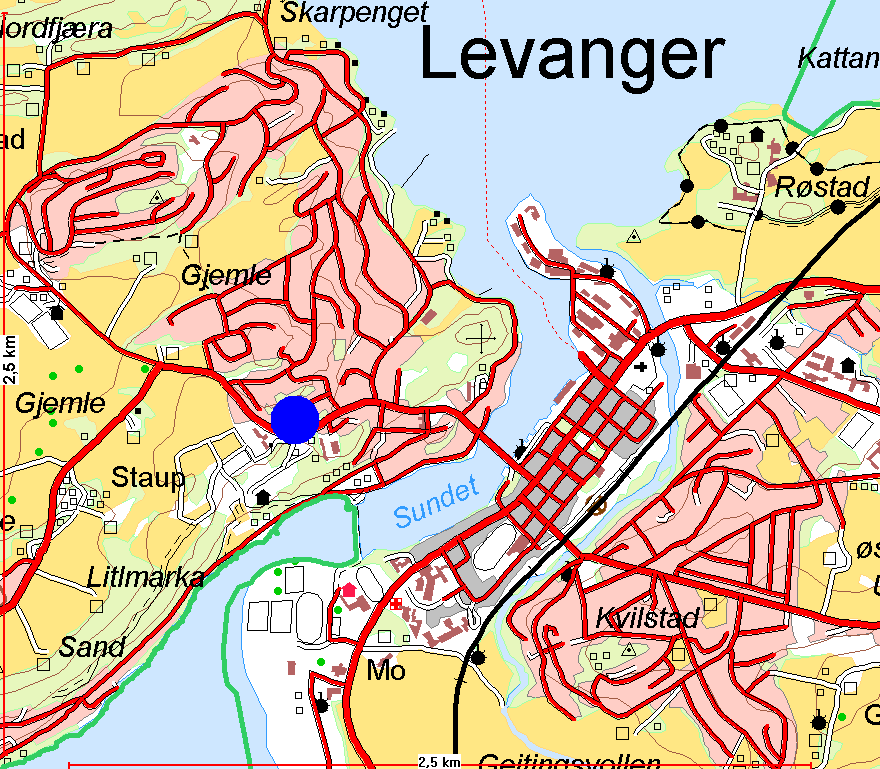 Oversiktskart området ved Finnemarka 11 vist m/blå prikk Planstatus. Planområdet inngår i eksisterende reguleringsplan for fv. 119, Staupslia med tilliggende områder som er vedtatt 07.12.1976.