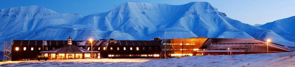 UNIS 2015 i tall Photo: Nils Petter Dale KD tildeling 122 mill. NOK, totaløkonomi ca. 200 mill. NOK. Ca. 115 UNIS ansatte i Longyearbyen. 38 prof.