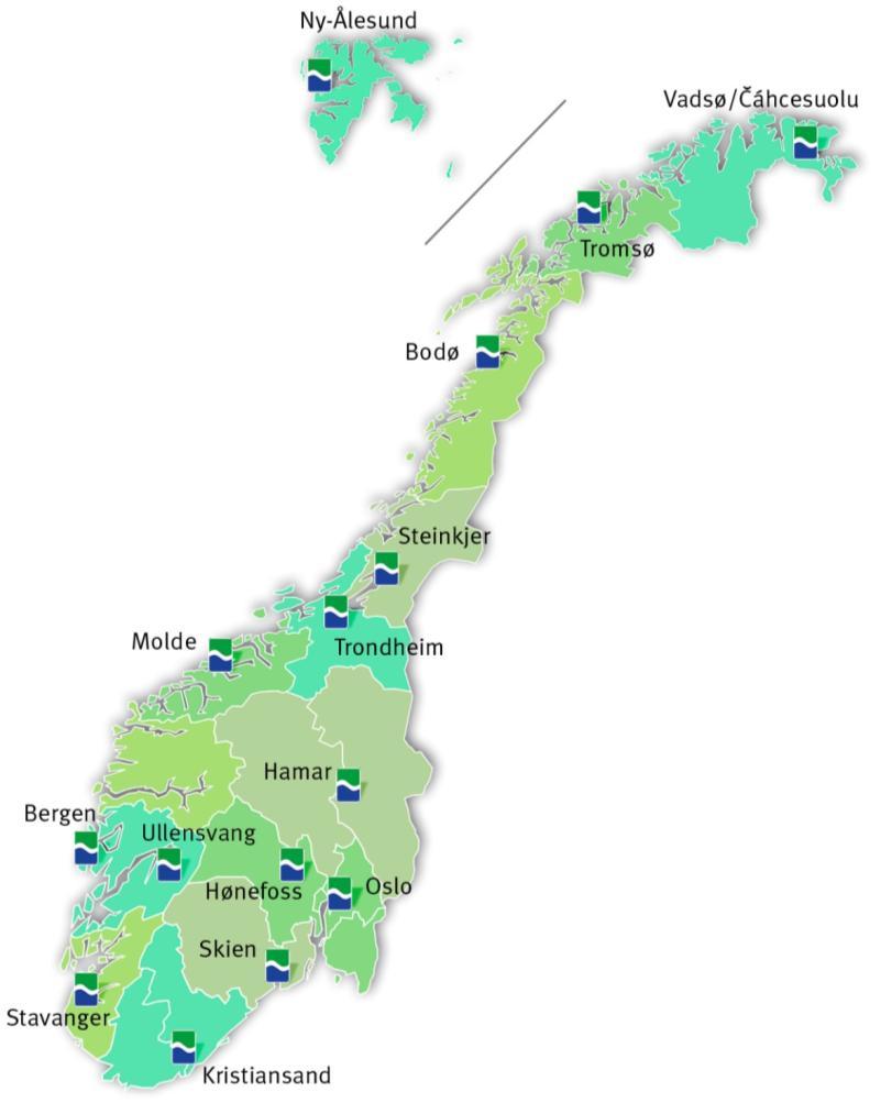 Fylkeskartkontorene 11 fylkeskartkontor (12 kontorsteder) Av Landdivisjonens ca 250 ansatte er 135 i Fylkesavdelingen Fra 7 (Stavanger) til 18 ansatte (Oslo) Fram til skapstillingen i 2004 var det 18