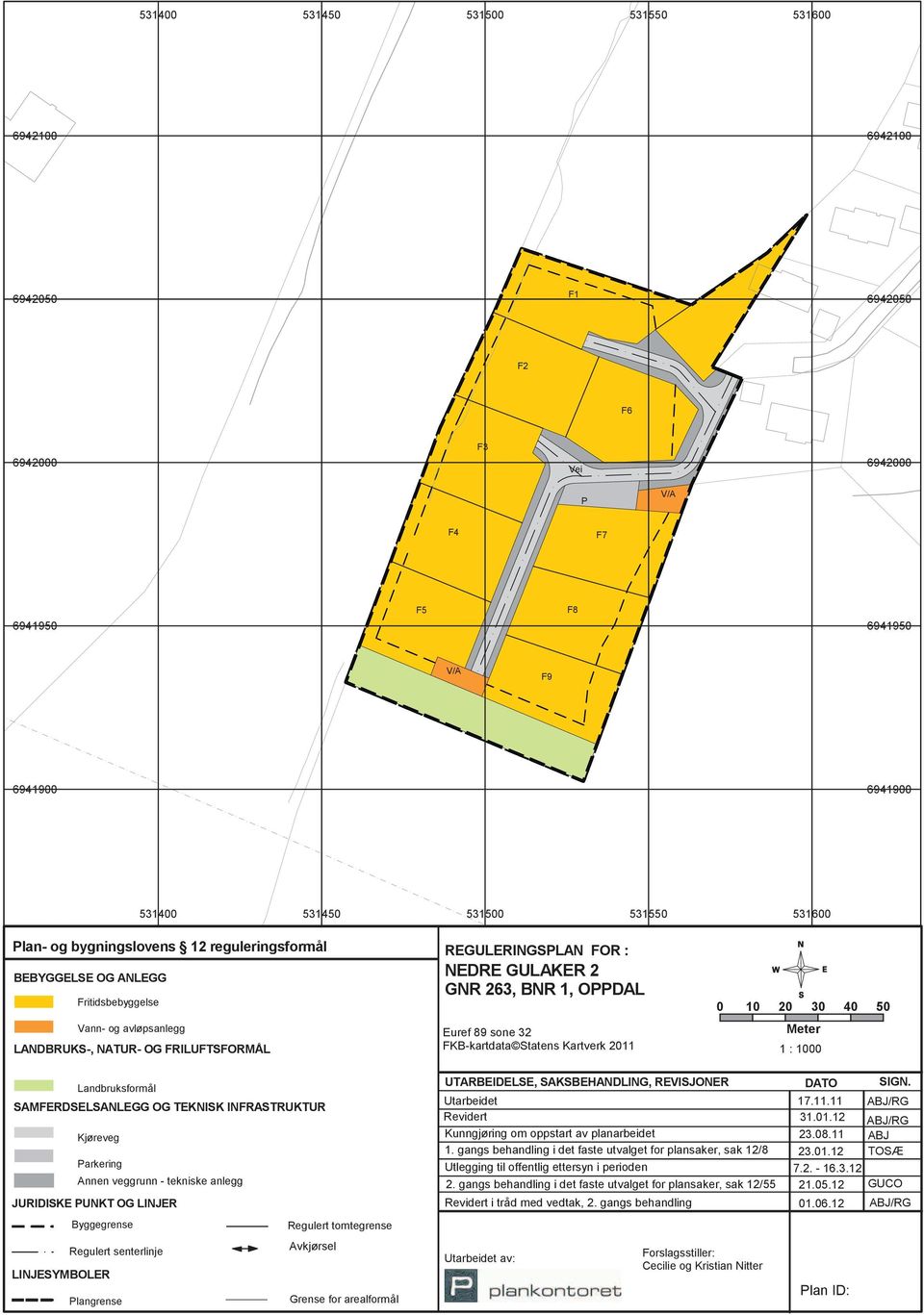 Kjøreveg Parkering Annen veggrunn - tekniske anlegg JURIDISKE PUNKT OG LINJER Byggegrense Regulert tomtegrense Regulert senterlinje Avkjørsel LINJESYMBOLER Plangrense Grense for arealformål