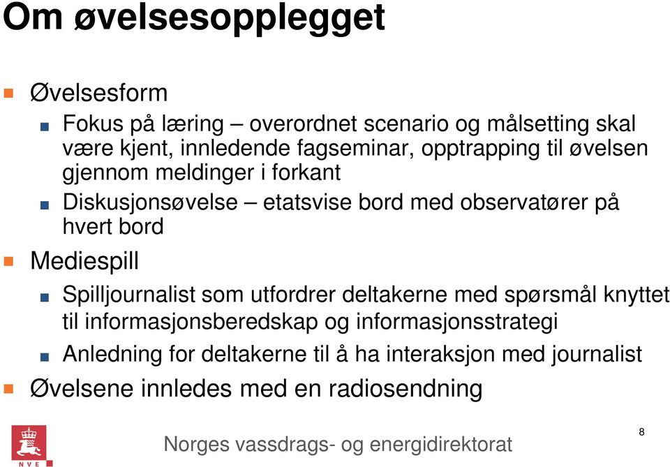 hvert bord Mediespill Spilljournalist som utfordrer deltakerne med spørsmål knyttet til informasjonsberedskap og