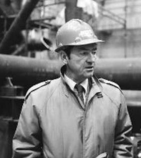 Historie 1970-1973 Arnfinn og Ivar Kamsvåg har drevet Sterkoder i Melkvikan siden 1966 Leter etter fremtidig tomt offshore virksomhet på Nordmøre Averøy Industriselskap leier