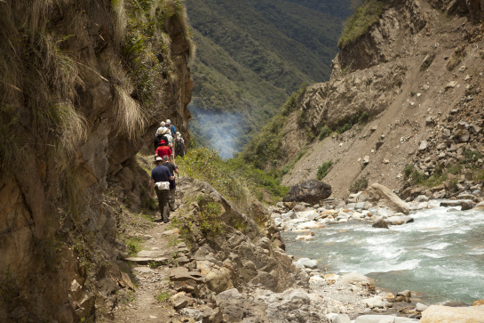 til Huamantaypasset. Huamantaypasset er det høyeste punktet på hele vår trekking og ligger ca. 4500 meter over havet.
