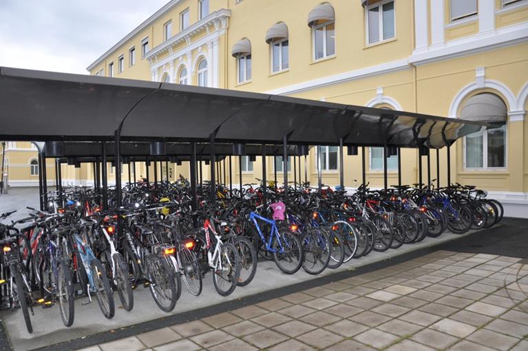 Anbefalinger sykkelparkering lett å bruke ikke skade sykkel passe til ulike sykler sikring mot tyveri Innbydende