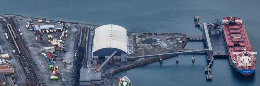 The Port of Narvik - Terminal 1 Terminal 1 has a storage capacity of approx. 210.000 tons of dry bulk. Total area of 9.