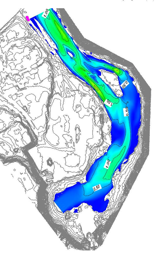 (figur 6). Modellen viser at randsonene mot land i øvre halvdel av Sjøforsløpet vil få vannhastigheter under 0,5 m/s, og relativt sett vil strekke seg et godt stykke ut fra land.