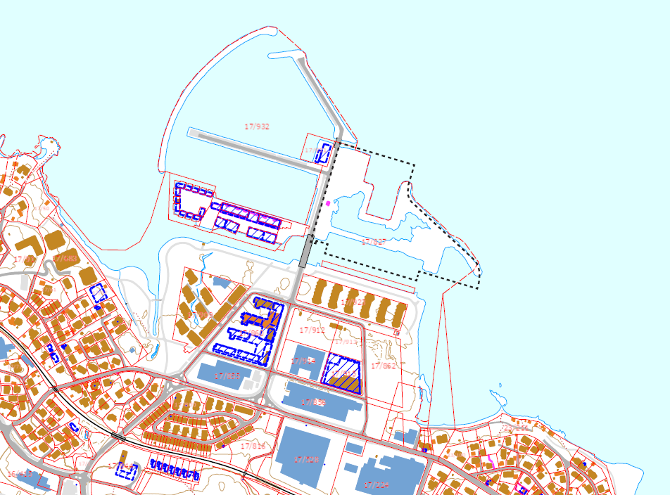 NEDRE CHARLOTTEN- LUND RANHEIM Beliggenhet og stedets karakter Planområdet er ca 64 daa stort, og del av et større utbyggingsområde med næring, bolig og småbåthavn.