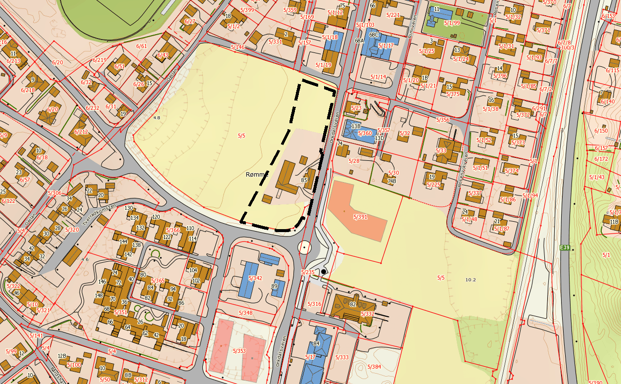 Størrelsen på uteoppholdsarealet Au1 er redusert med 0,5 dekar i forhold til vedtatt områdeplan.