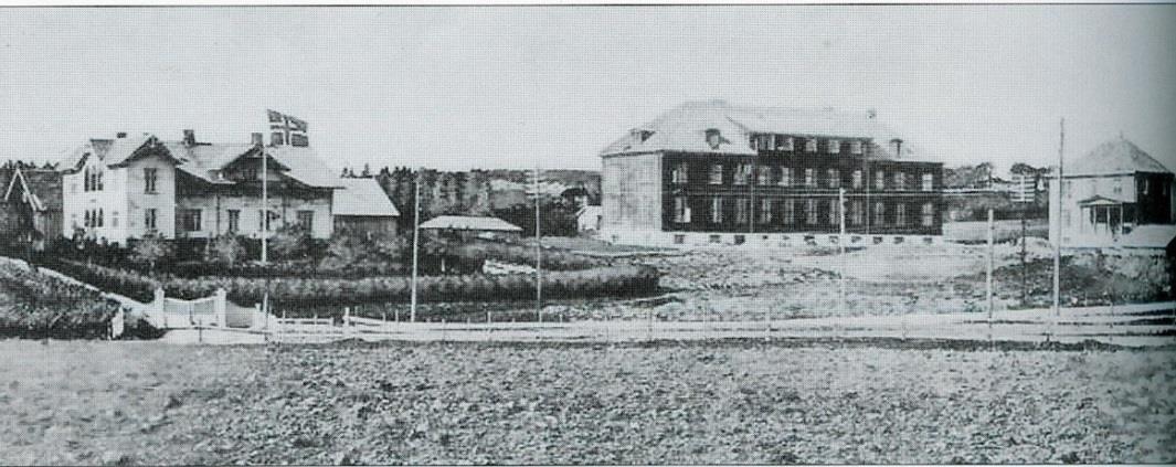 Lena-Valle videregående skole Valles historie Etablert i 1917 Landbruksskole gjennom 97 år.