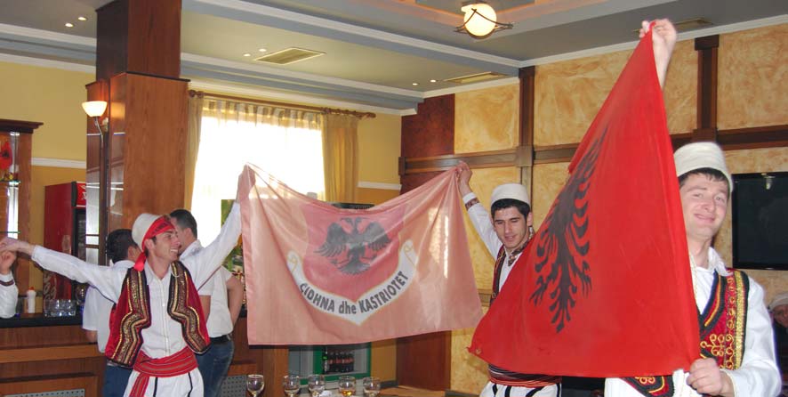 10 - Nëntor 2011 Me date 28 nëntor 2011, në mjediset e restorant Edisem në Tiranë, në praninë e mbi 300 pjesëmarrësve nga krahina e Çidhnës dhe Kastriotit u themelua shoqata etnokulturore Çidhna dhe