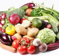 8 Grønnsaker, frukt og potet Grønnsaker, poteter, frukt og bær gir en produsentinntekt fra markedet som utgjør vel 10 prosent av produksjonsinntektene i jordbruket.