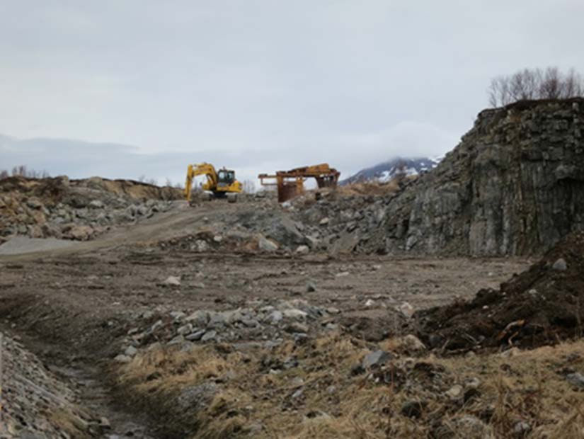 Råstoffutvinning Mål: Sortland skal være selvforsynt med bygningsråstoff som stein/grus og sand til byggebransjen Innenfor Byplanen er det viktigere å ivareta innbyggernes interesser i forhold til