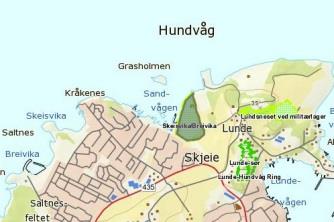 Naturverdier Skeisvika/Breivika (også Sandvågen) har bløtbunnsområder i Strandsonen og er en prioritert naturtype, registrert i Naturbasen med lokal verdi C.