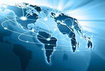 Naspers sin internettportefølje nyter godt av 3 kraftfulle megatrender X X Naspers opererer i regioner med høy økonomisk vekst..økende internettpenetrasjon.