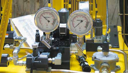 Manometere for hydraulisk trykk Avbildede manometere: H4049L, G4R, G4089L, G5L, G4040L For visning av systemtrykk GA45GC Manometer med adapter 45 vinklet manometeradapter gir sikrere arbeidsforhold.