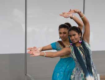 «Dansen bidrar til kreativitet, skaperglede, deltakelse, frivillig innsats, individuell og kollektiv mestring og setter et tydelig fokus på det praktiske arbeidet med integrering og mangfold» 6.