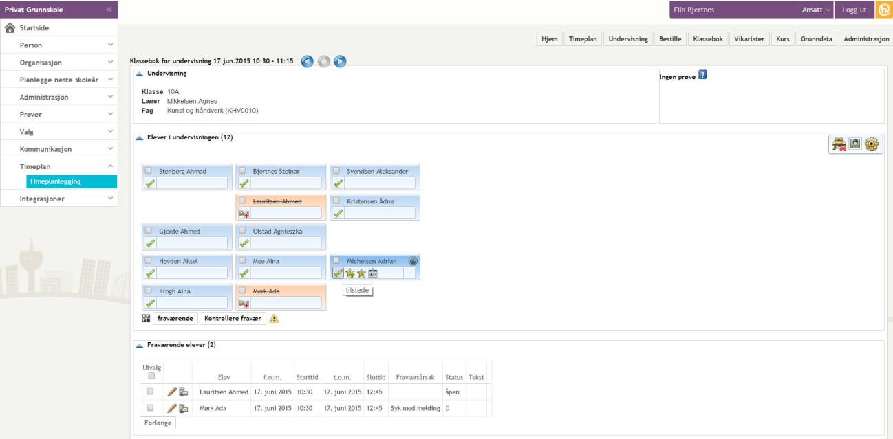 Føre fravær på en eller flere elever Lærer klikker på ønsket time, og så ikonet for Klassebok, og får da opp en oversikt over faggruppens elever.