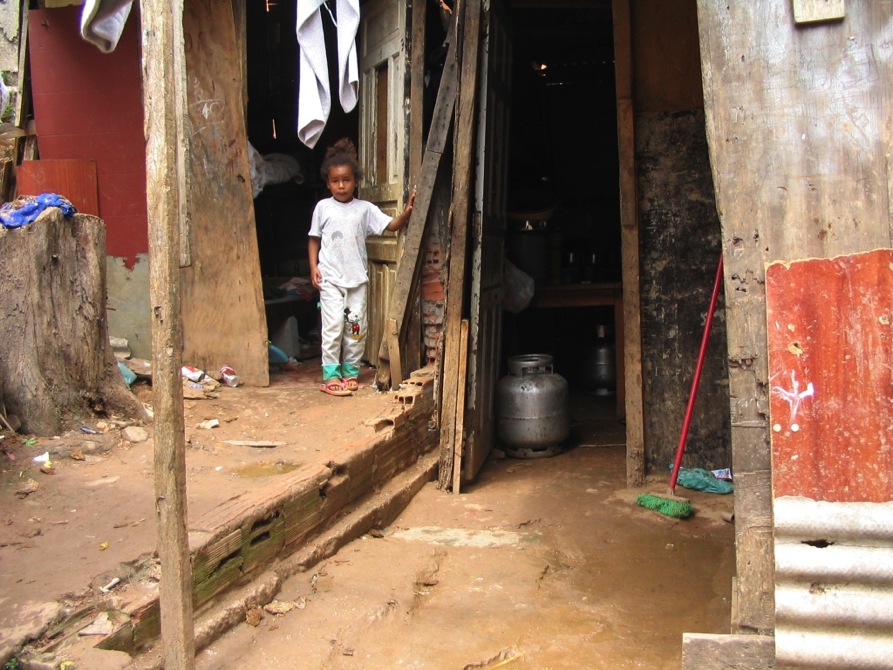 Ca. 20% av befolkningen i São Paulo bor i favela.