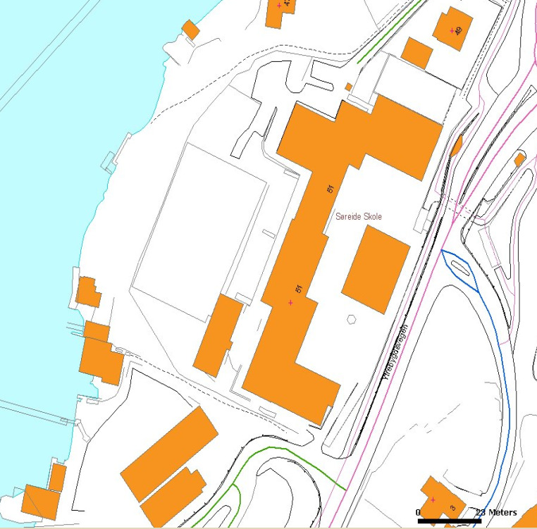 elever. I et område hvor det er mål om fortetning kan vi vanskelig se at dette forslaget med å kombinere skole, idrett og næringsliv ikke er verdt å vurdere.