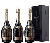 2 x Miks Moet & Chandon Dom Perignon Rose (1 x `00 David Lynch, 1 x `03 Iris Van Herpen) Vurdering: 4 000 NOK Solgt (3400 NOK) Objektnr.