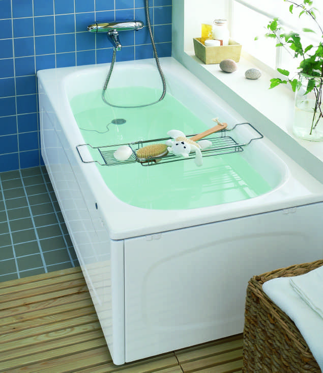 VONIOS Ifö Caribia stačiakampė plieninė vonia. Gali būti įleidžiama arba su priekiniu paneliu. Vonia pagaminta iš emale dengto plieno. Galima pasirinkti kelis vonios variantus.