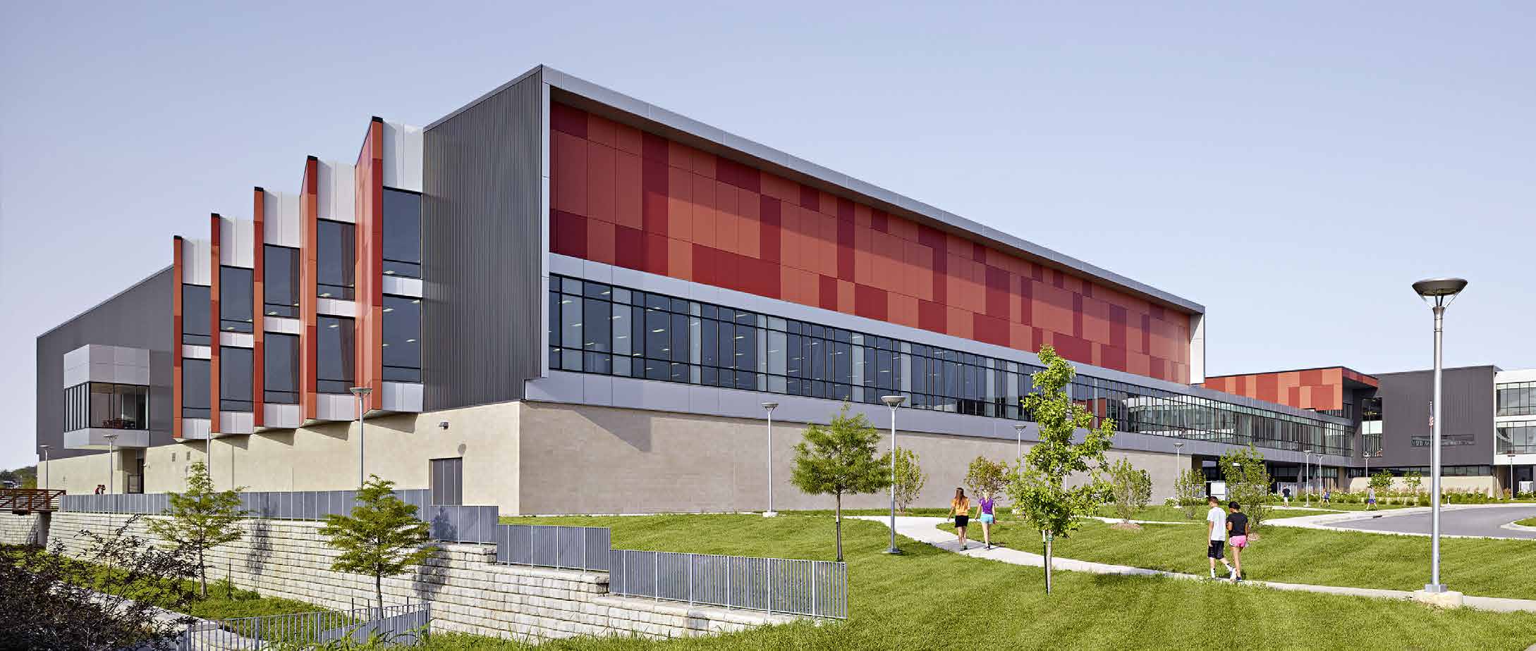 Swisspearl Fasade 8 USA Joplin High School, Franklin Technology Center, Joplin ARCH DLR Group, Overland Park and